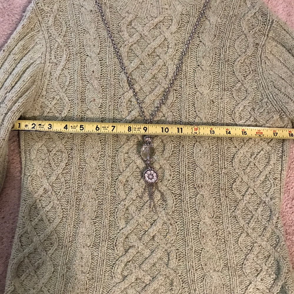 Sweater - Picture 6 of 7
